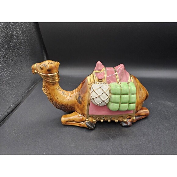 Holland Mold Standing Sitting Camel  Figure Hand Painted Gold Accent Nativity - Picture 10 of 11